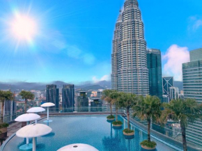 Sky suites KLCC view